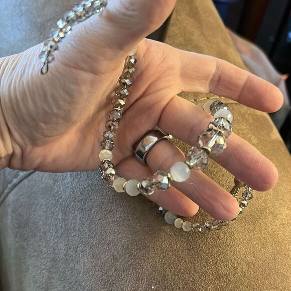 Gray Crystal Beaded Wire wrap Bracelet, with Tassel‎ Accent. Vintage. - Picture 5 of 6